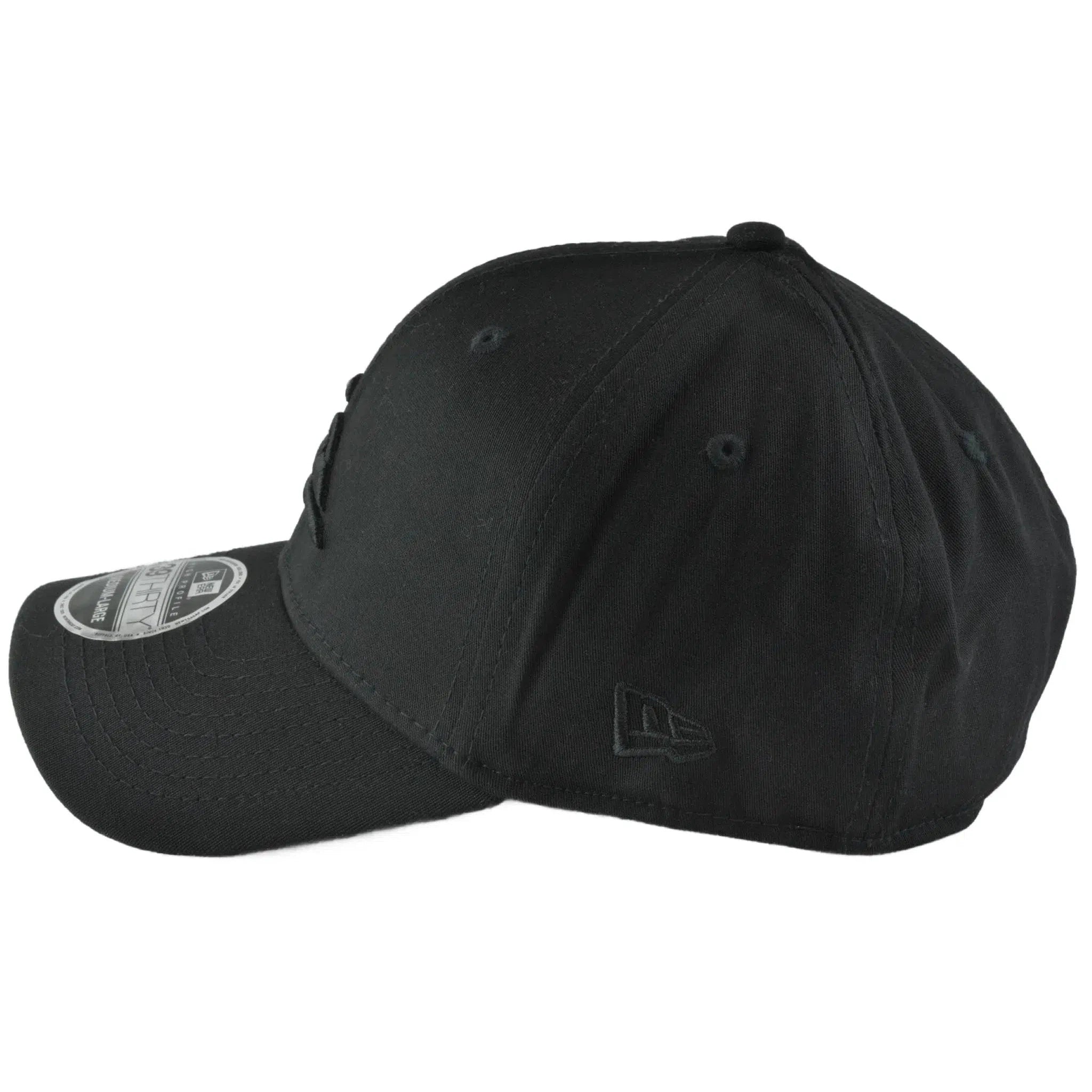 Quiksilver Mountain & Wave Black Logo Flex FIt Black Hat