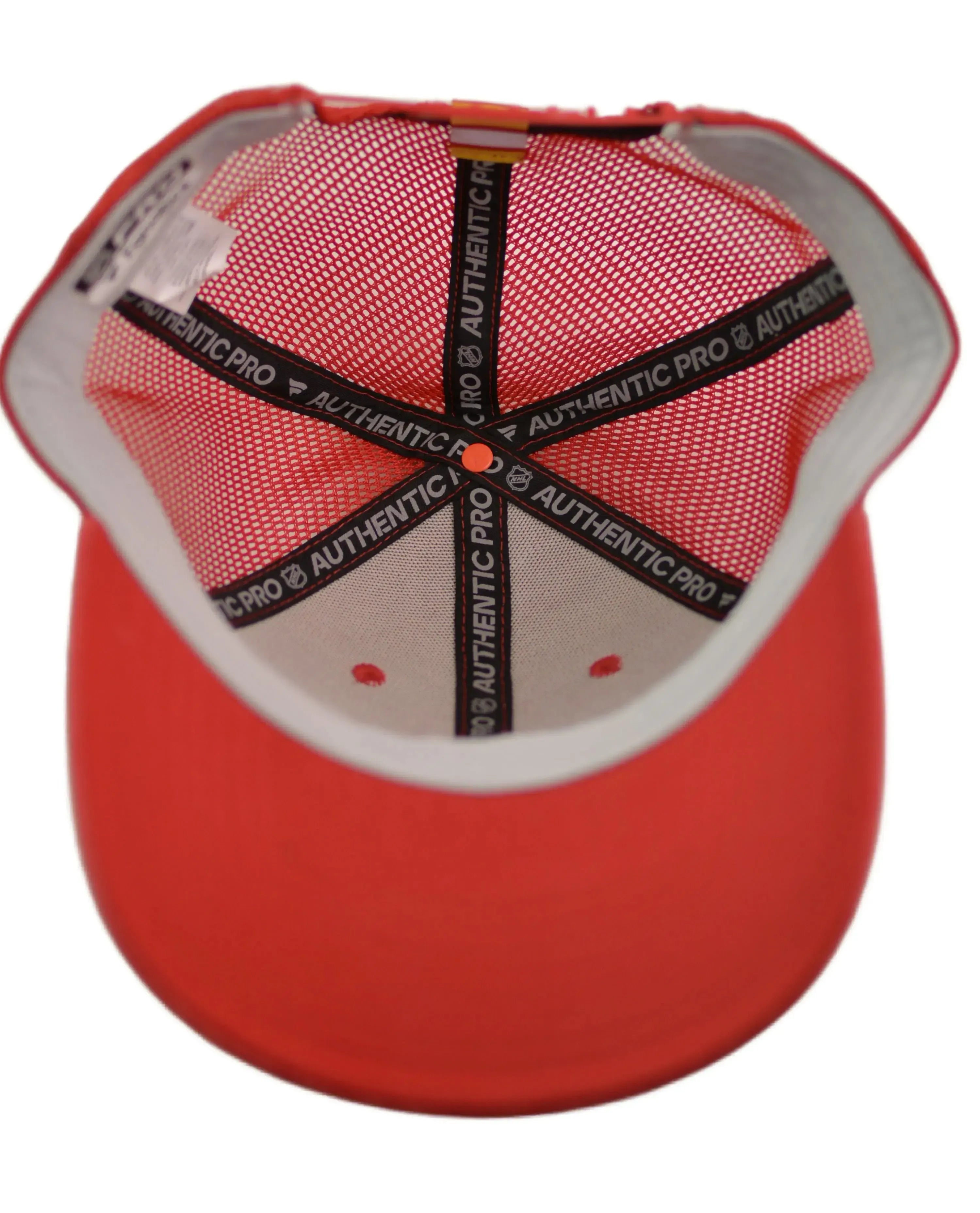 Calgary Flames Fanatics NHL Pro Women’s Road Mesh Back Hat