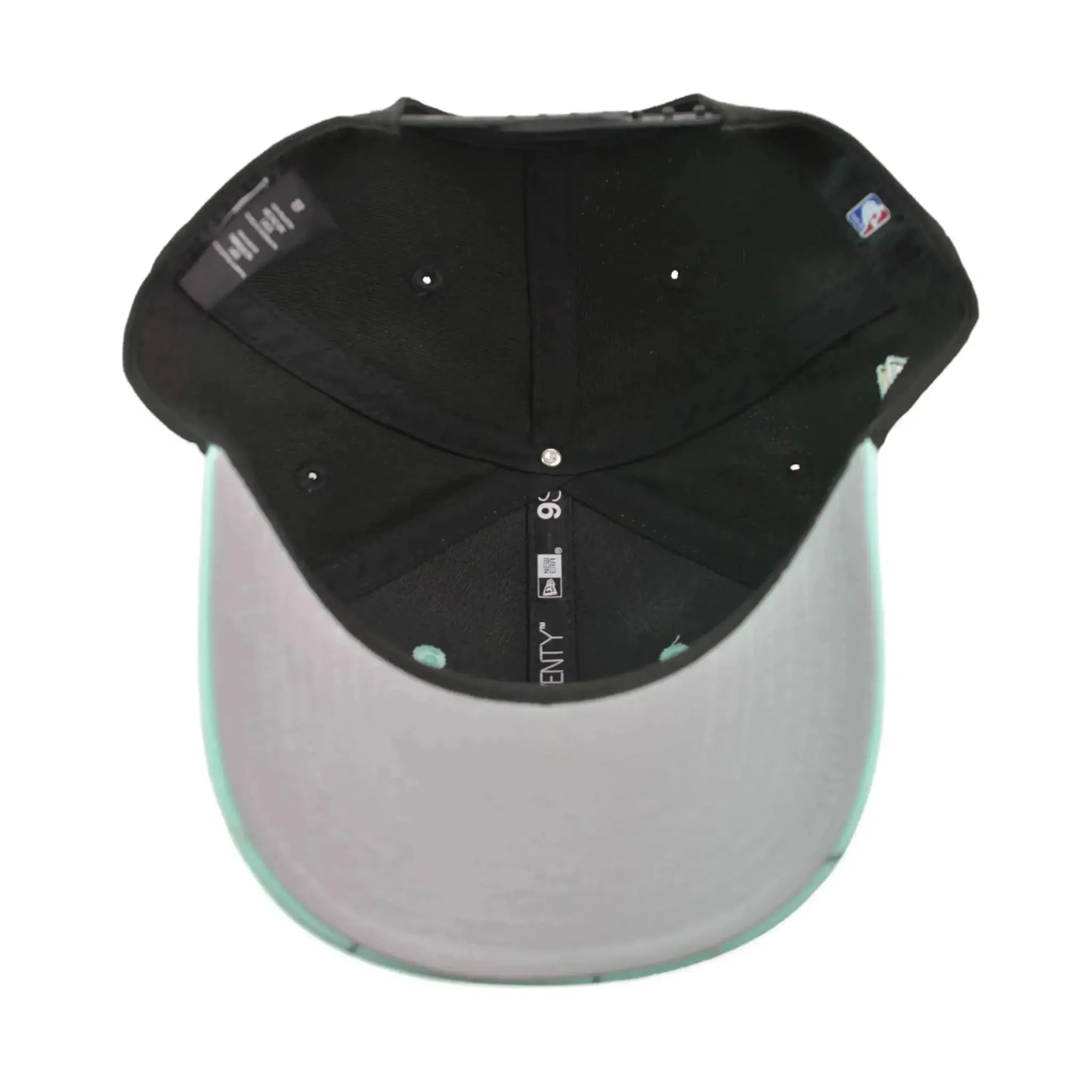Charlotte Hornets New Era 9SEVENTY City Edition NBA Snapback Hat