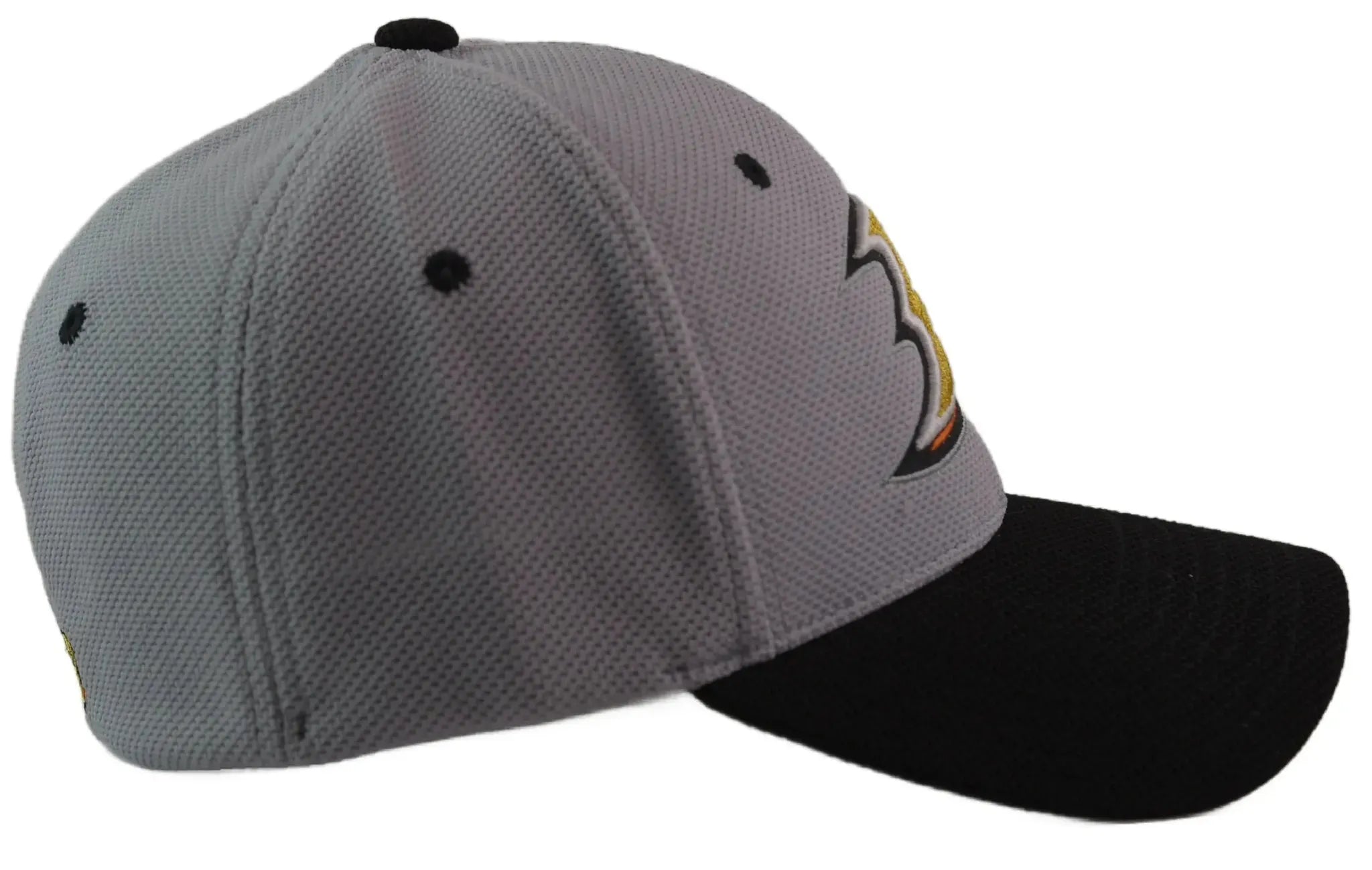Anaheim Ducks Zephyr Gray & Black 2 Tone NHL Flex Fit Hat M/L