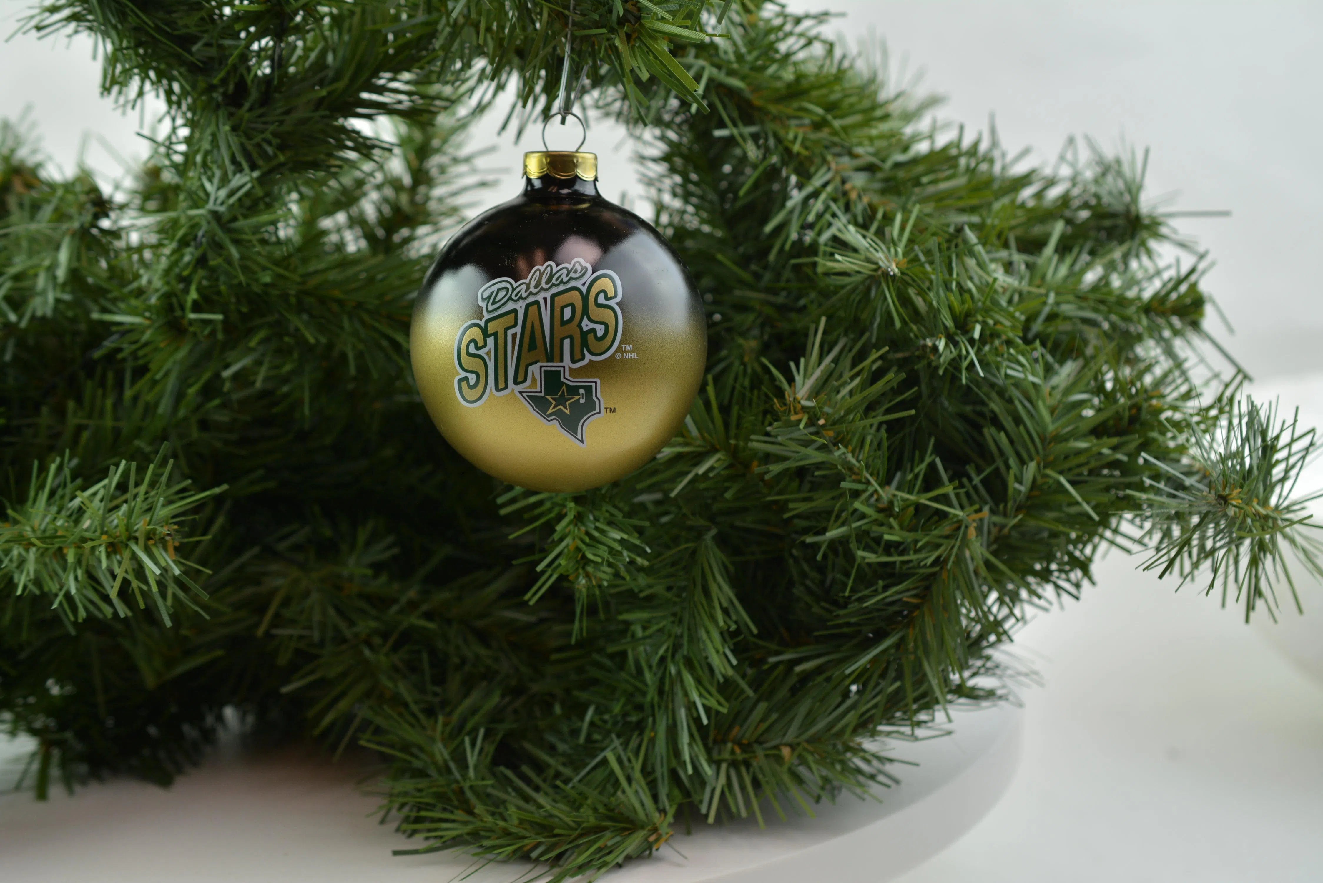 Dallas Stars NHL Sport Collectors Series Glass Holiday Christmas Ornament