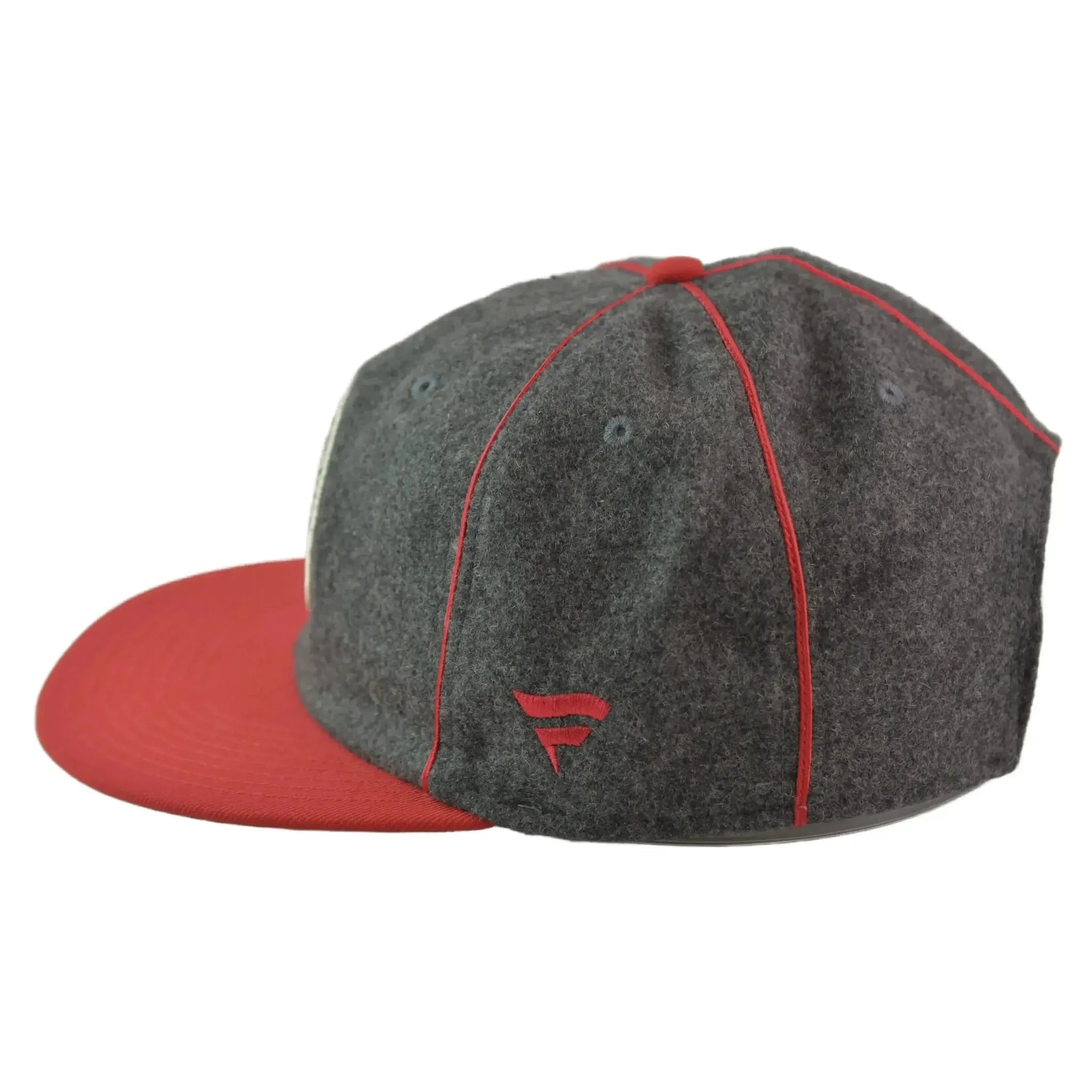 Fanatics Chicago Blackhawks Winter Classic Heather Gray Strap-Back Hat